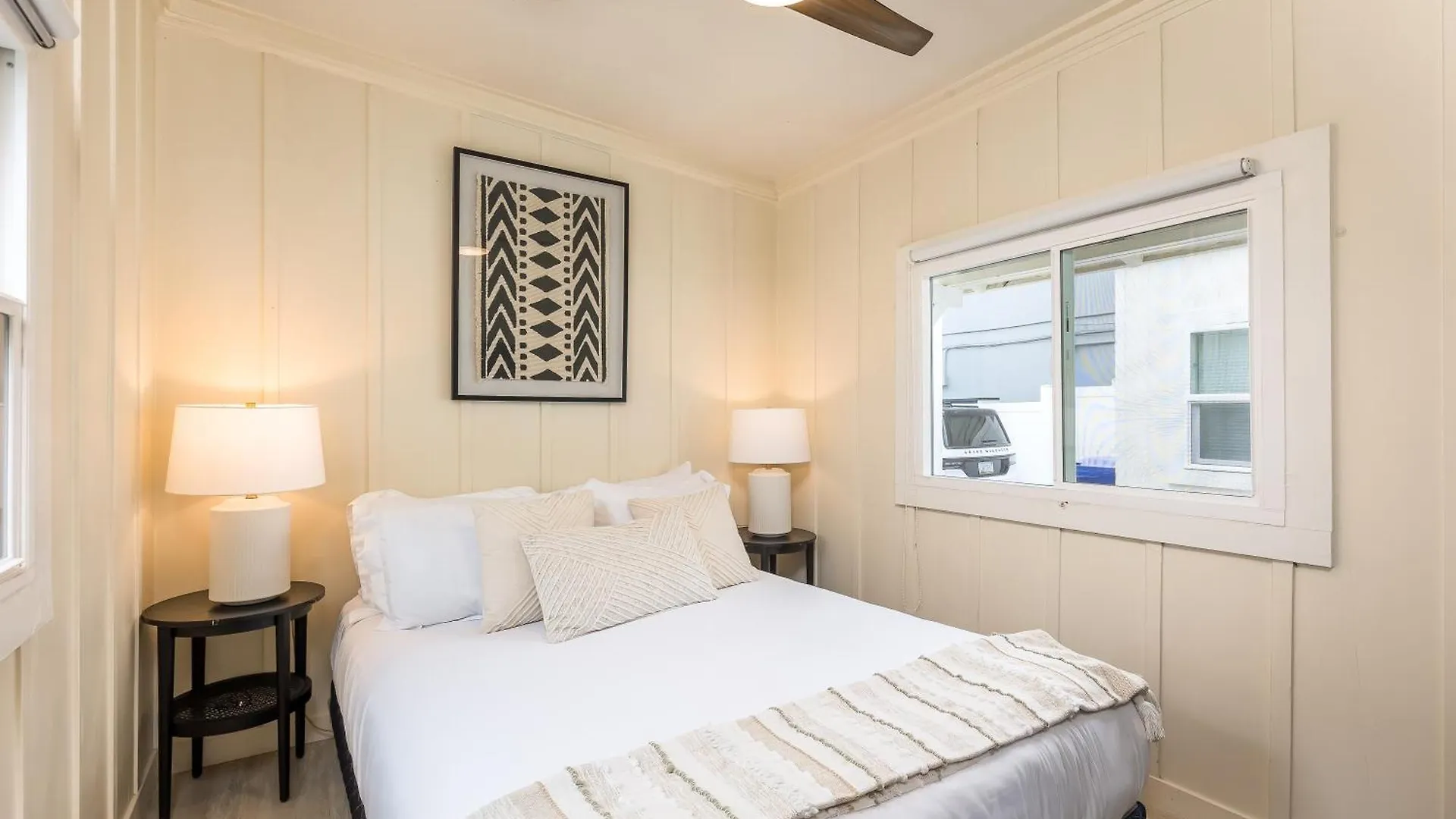 P1486m - Cliffs Oceanfront