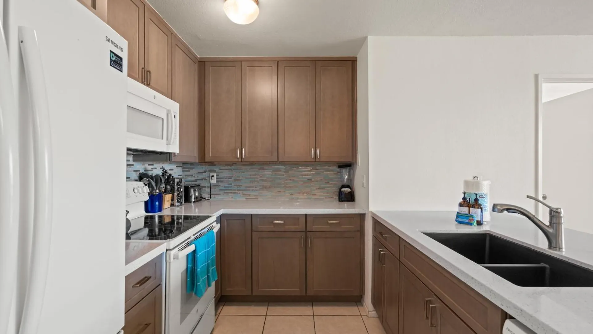 Belmont Patio - Ocean View Pet Friendly Patio & Garage- 5113 *