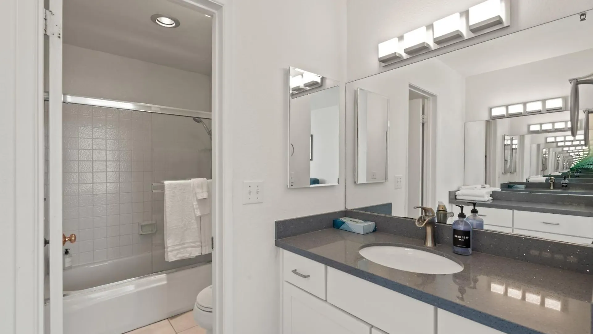 Belmont Patio - Ocean View Pet Friendly Patio & Garage- 5113 Holiday home San Diego