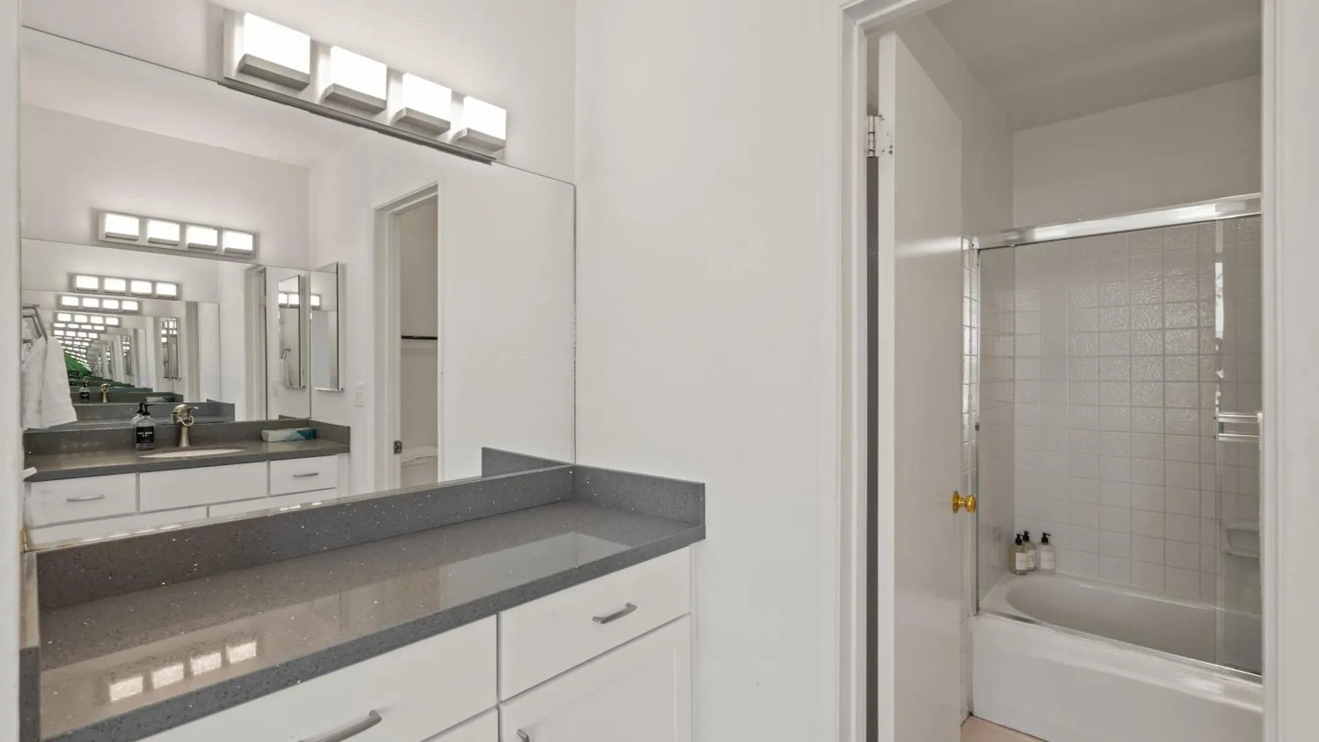 Belmont Patio - Ocean View Pet Friendly Patio & Garage- 5113 *