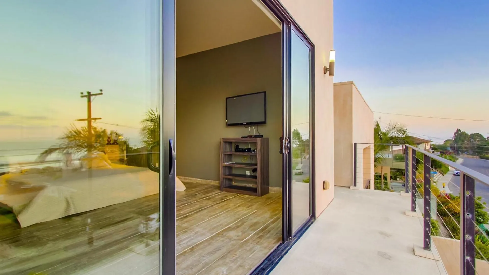 C823 - Cornish Estate Holiday home San Diego