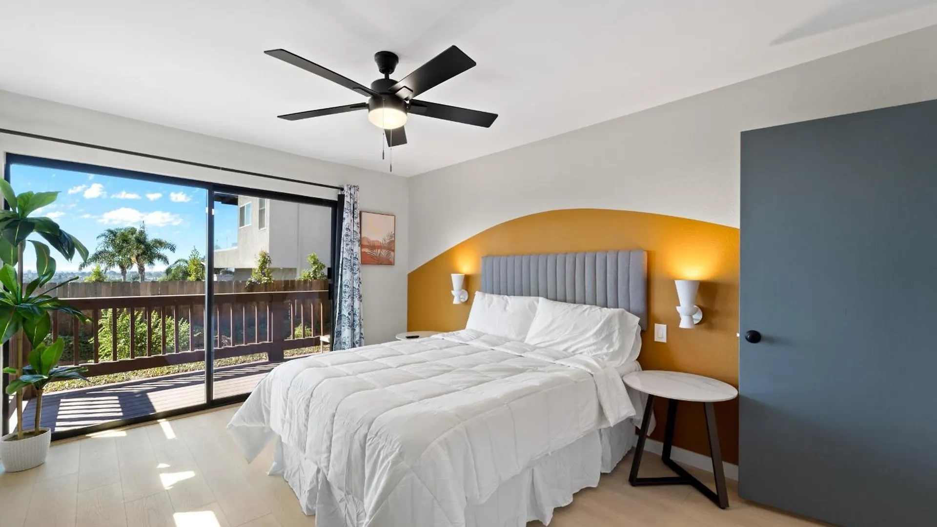 Stylish & Bright 5 Star Location Ocean View Queen Beds アパート *