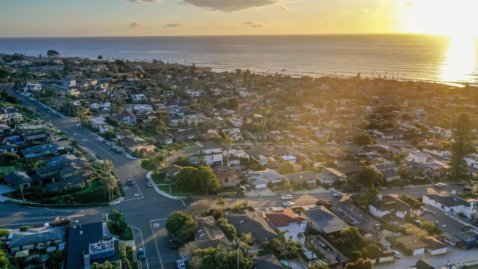 Ocean Views W Stunning Sunsets By The Firepit Holiday home *
