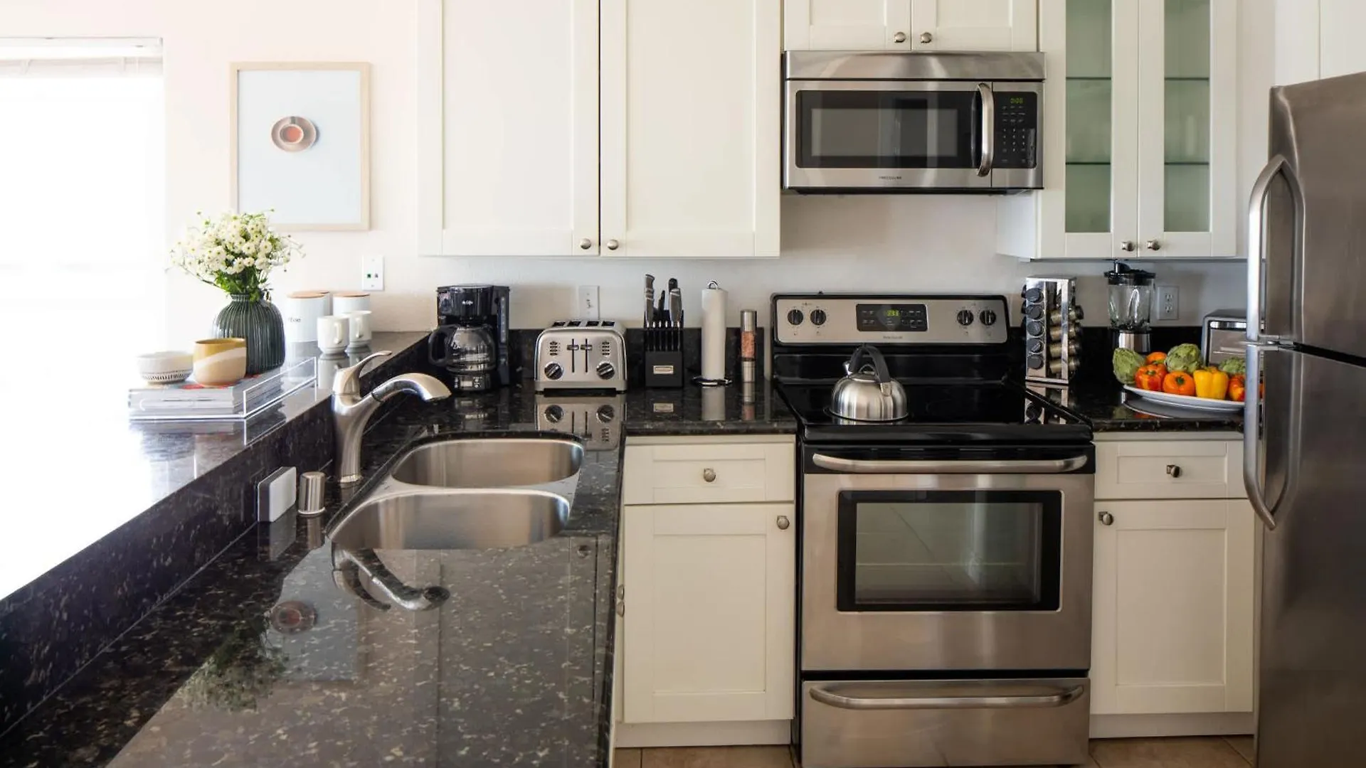 1 Mile To The Sunny Coastal Retreat Holiday home San Diego