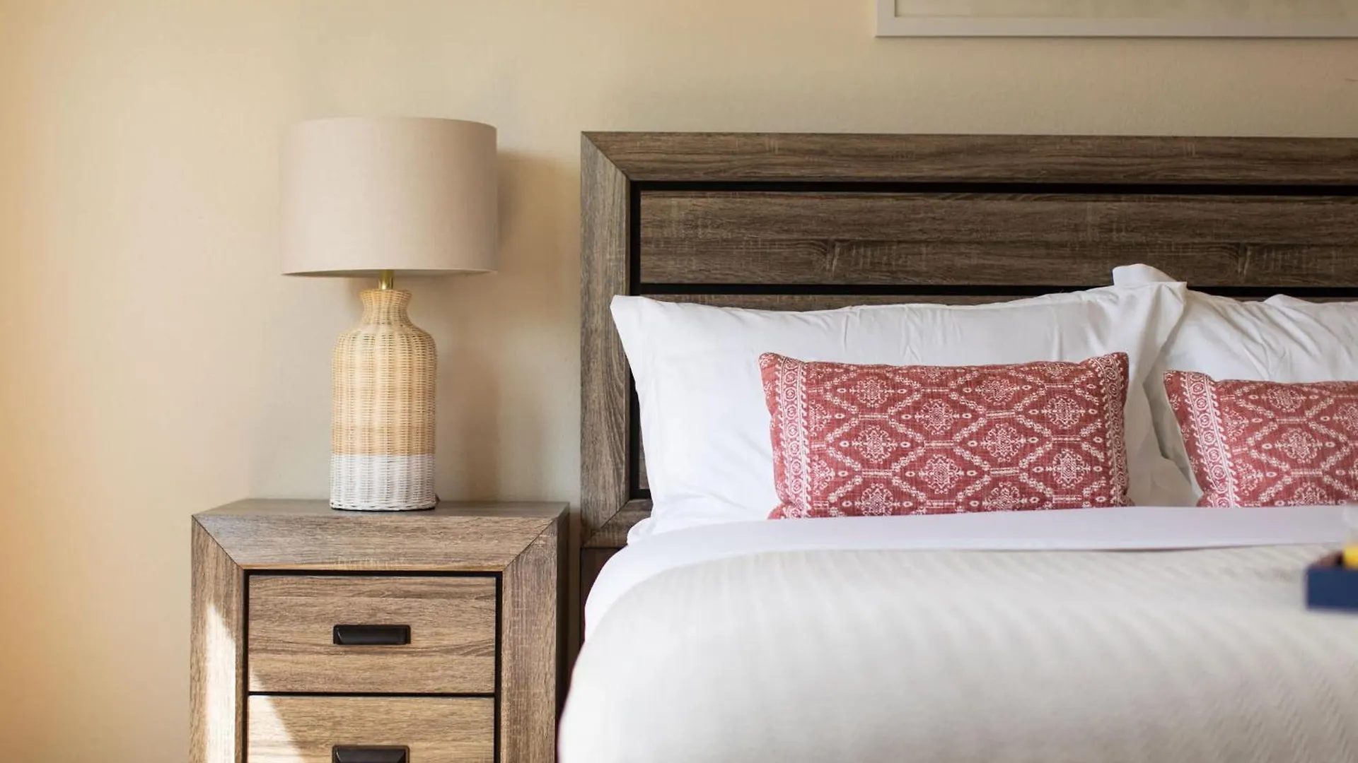 1 Mile To The Sunny Coastal Retreat Holiday home San Diego