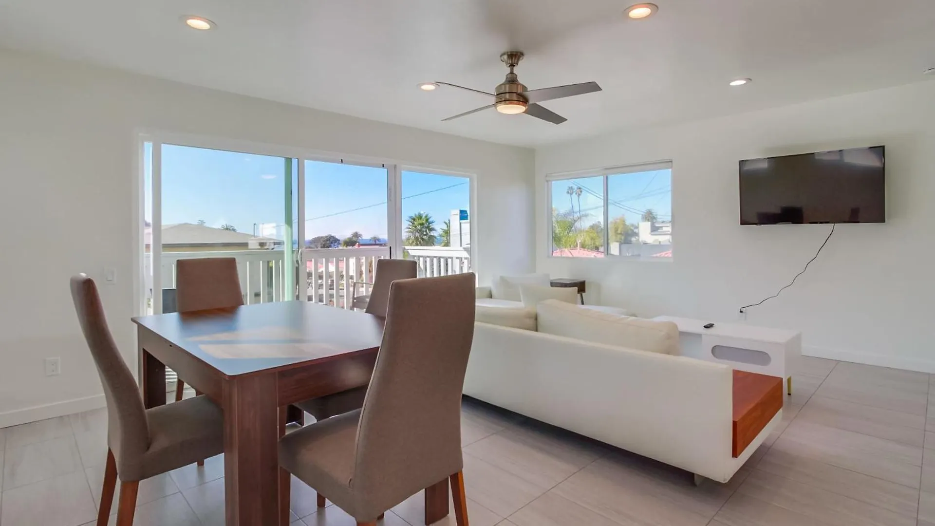 Ocean Views 3 Blocks To Ac Downstairs *