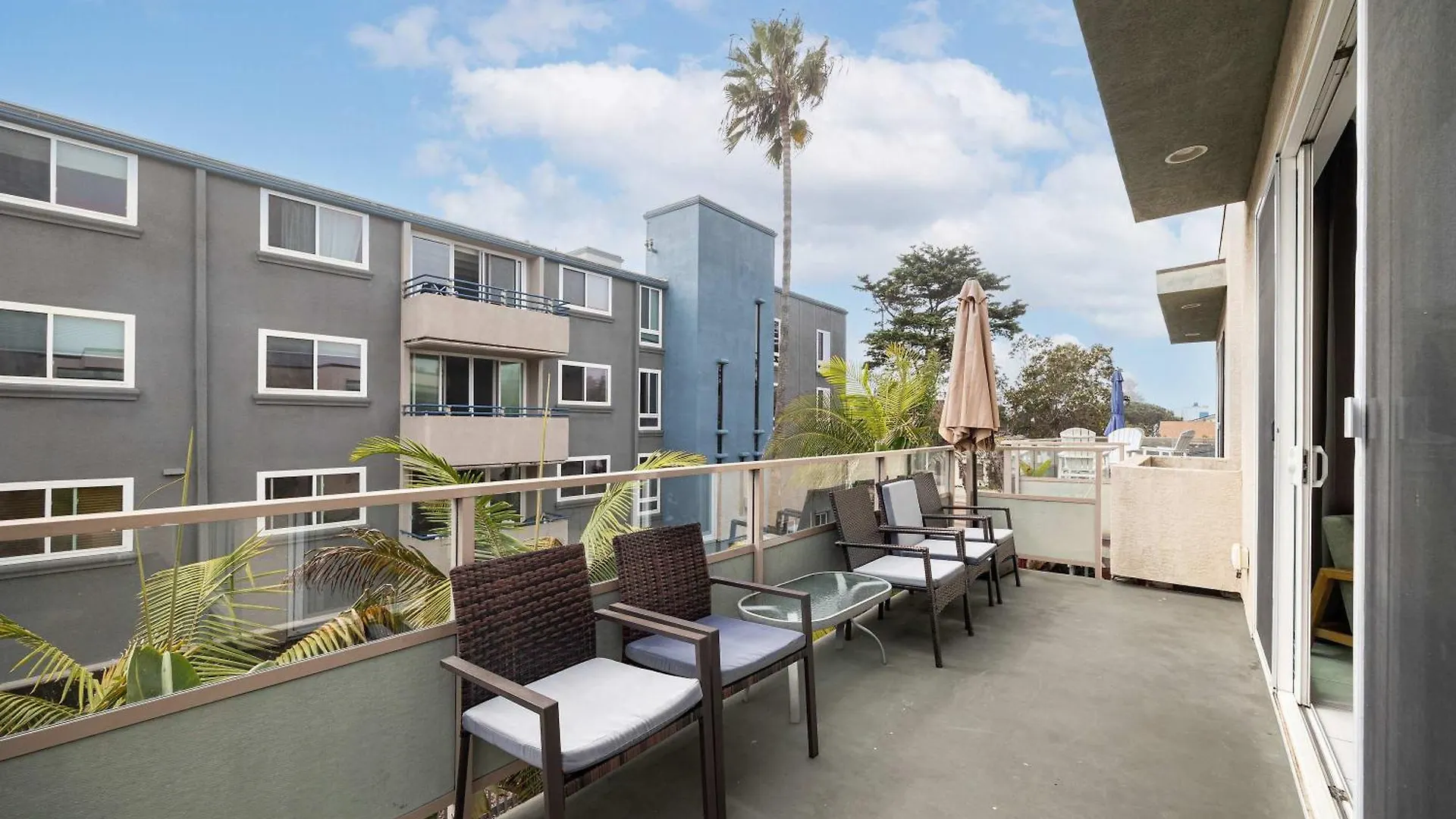 Σπίτι διακοπών Location - 2 Blocks Mission