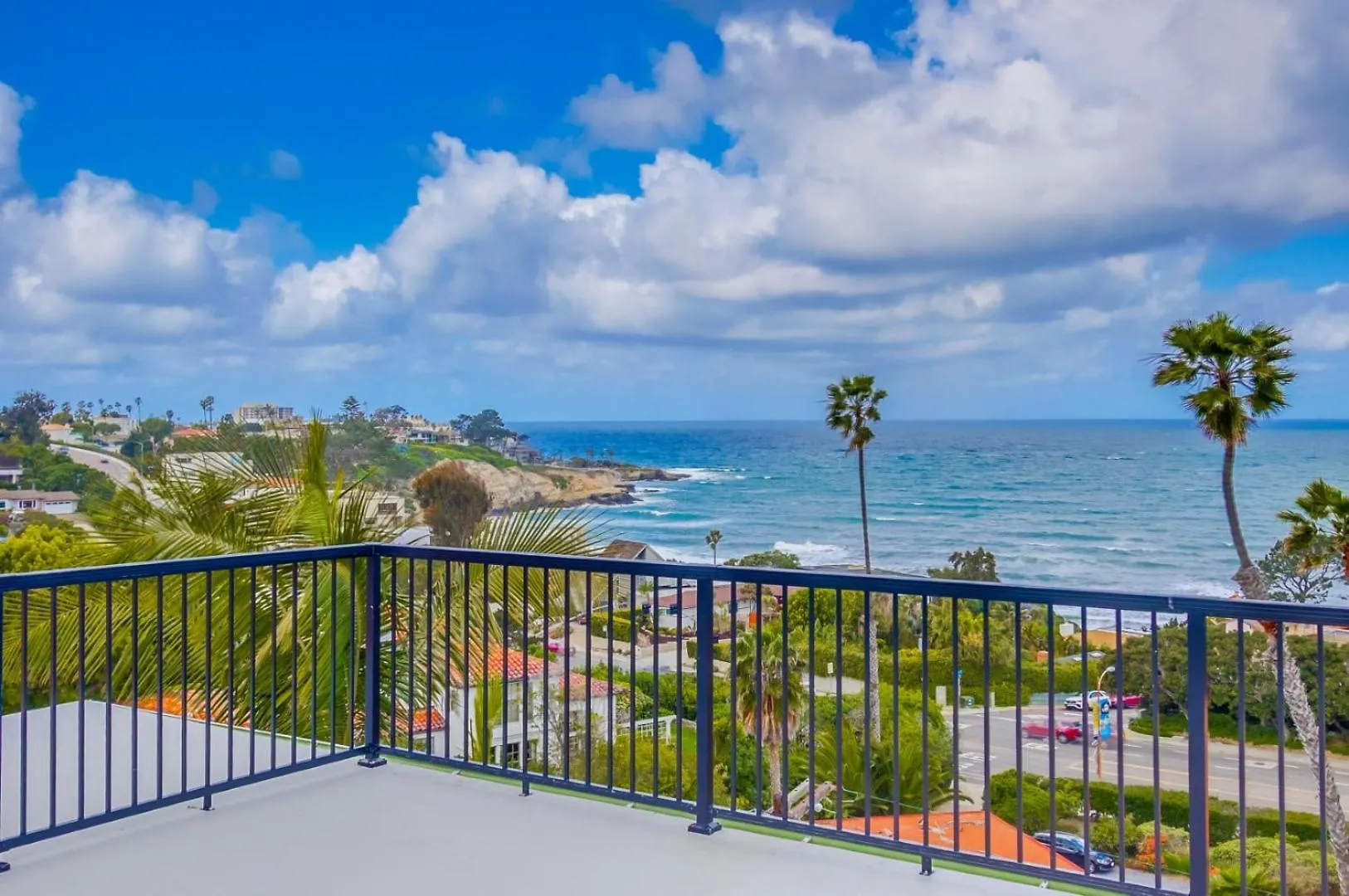 360 Rooftop View Ocean Breeze 6 Min To Beach Semesterbostad
