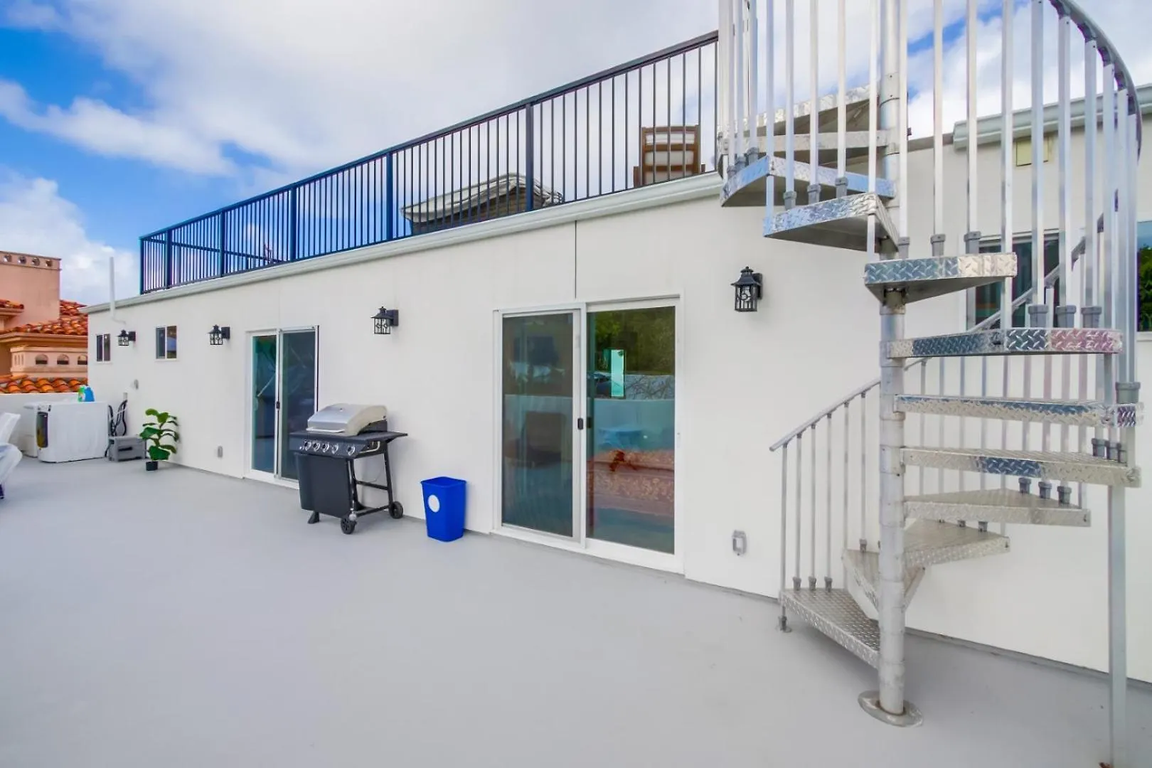 360 Rooftop View Ocean Breeze 6 Min To Beach Semesterbostad *