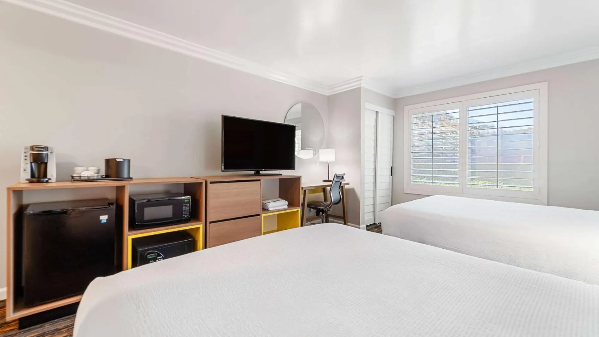Days By Wyndham Circle Hotel