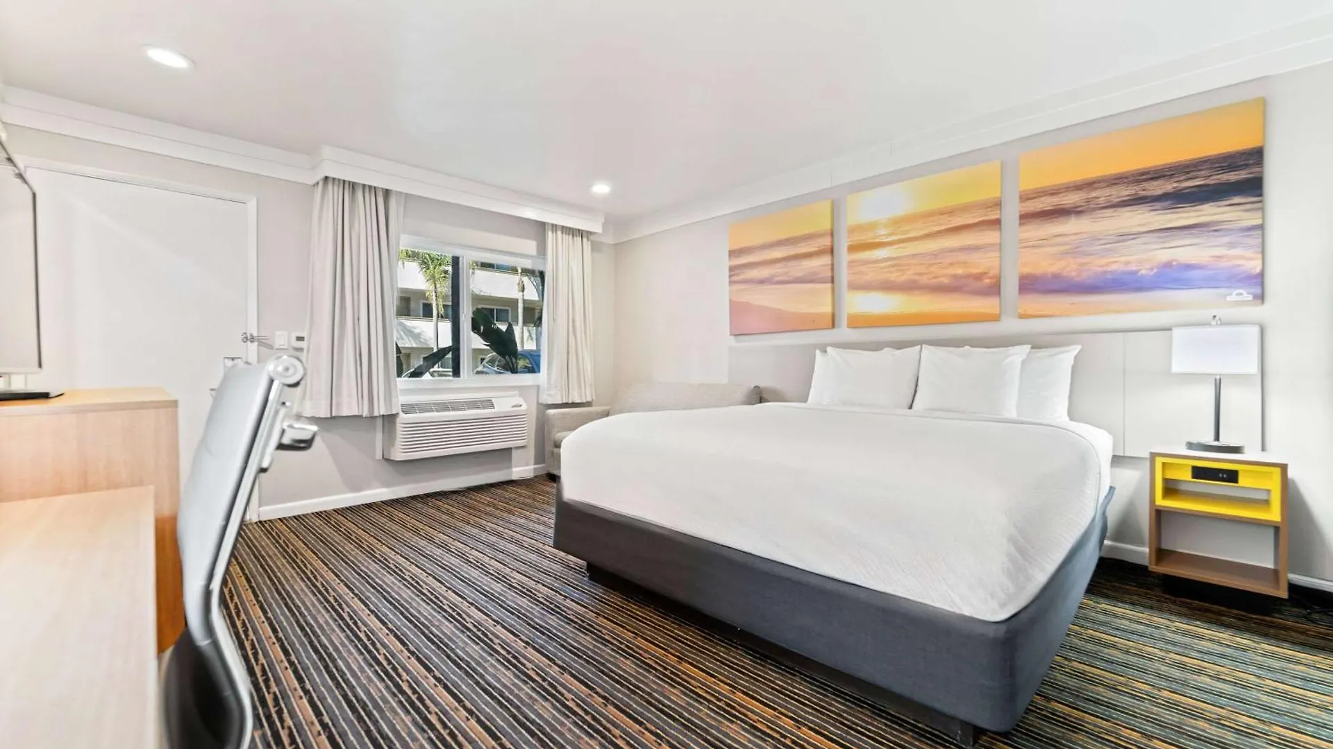 Hotel Days By Wyndham Circle