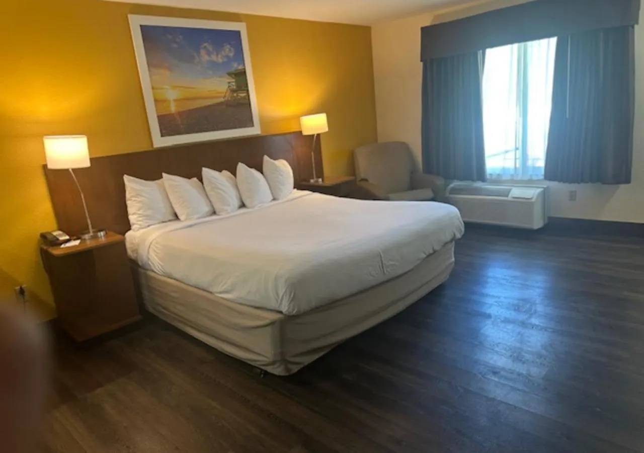 Days By Wyndham Mission Valley-sdsu San Diego