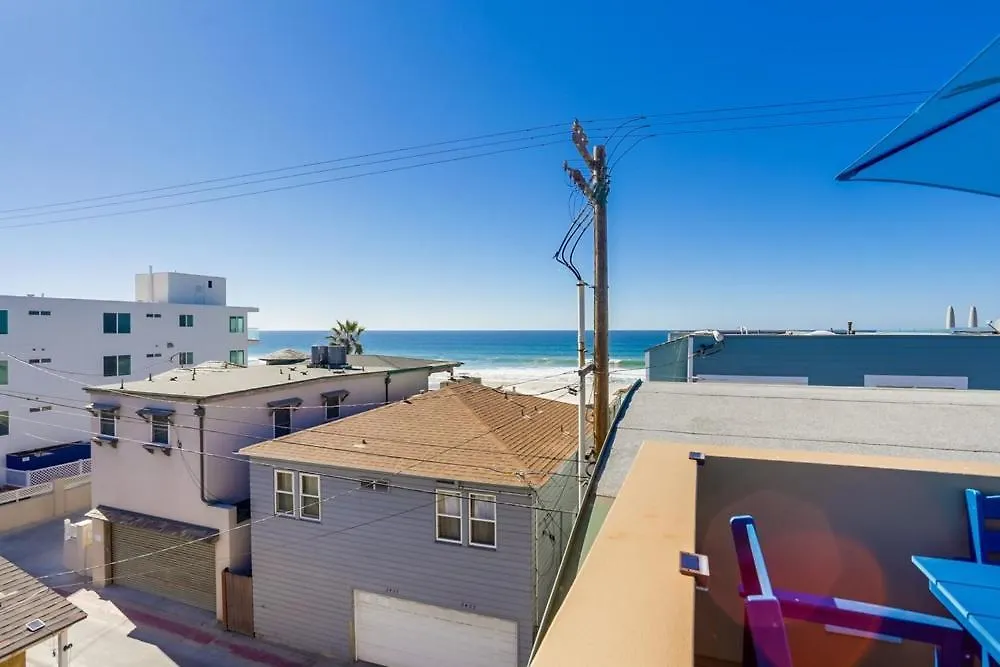Ocean Breeze 2 Holiday home *