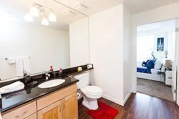 Corporate Suites In Downtown Hotell