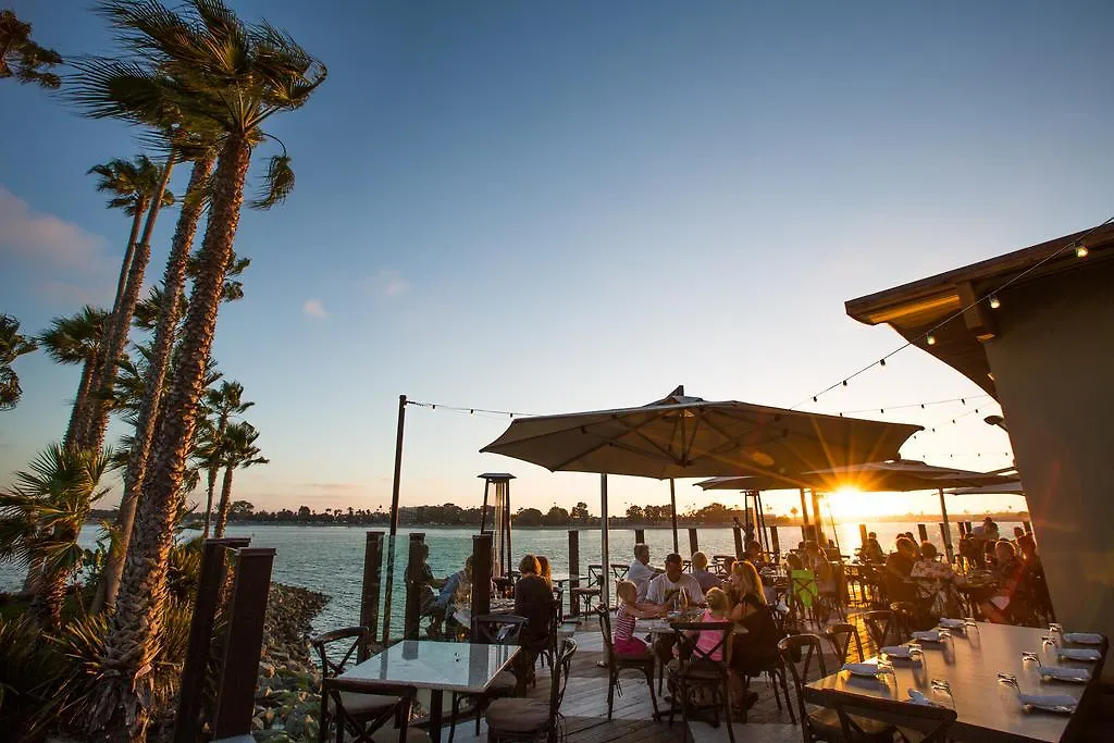 Paradise Point Resort&spa 4*