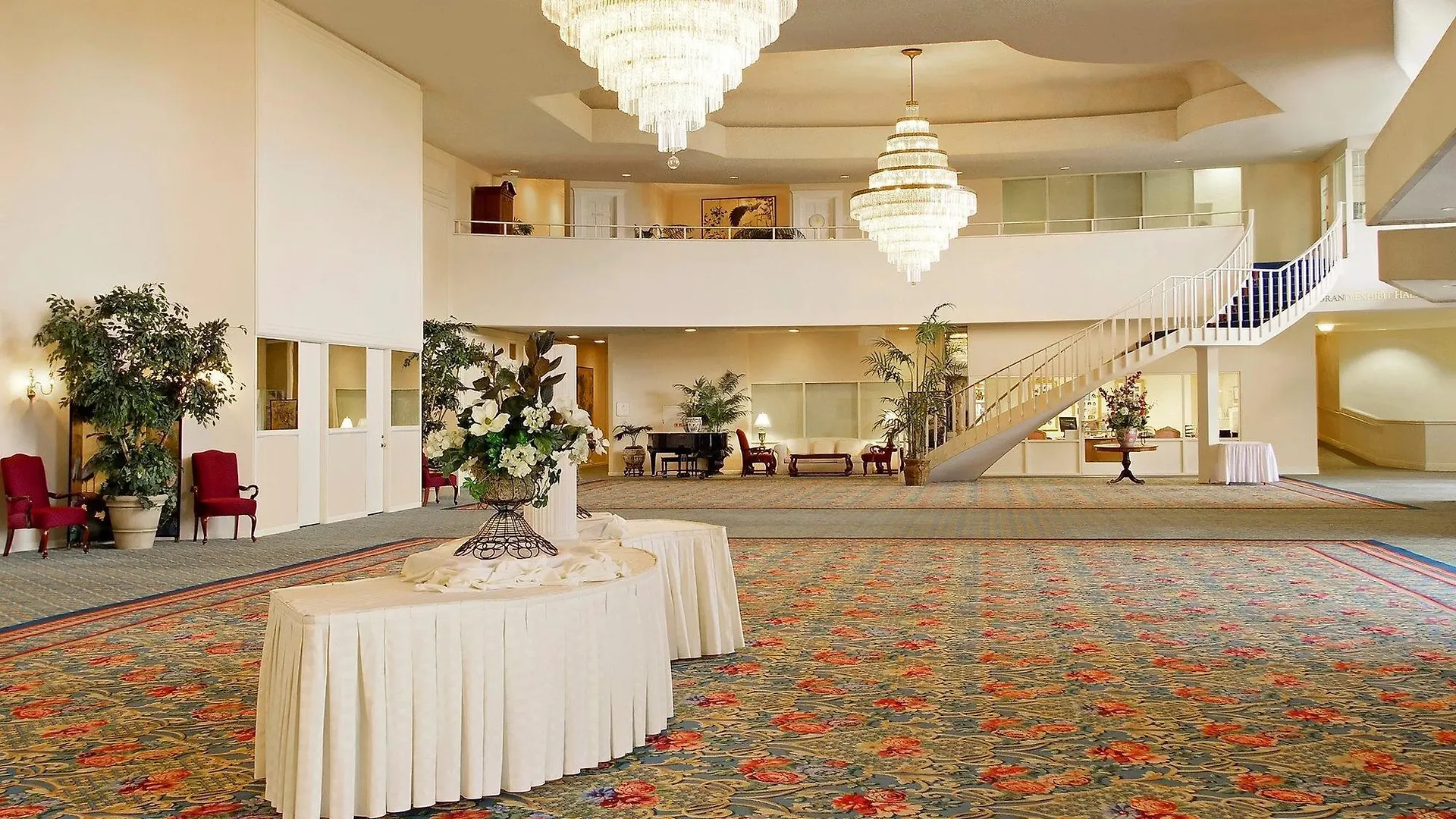 Otel Town And Country