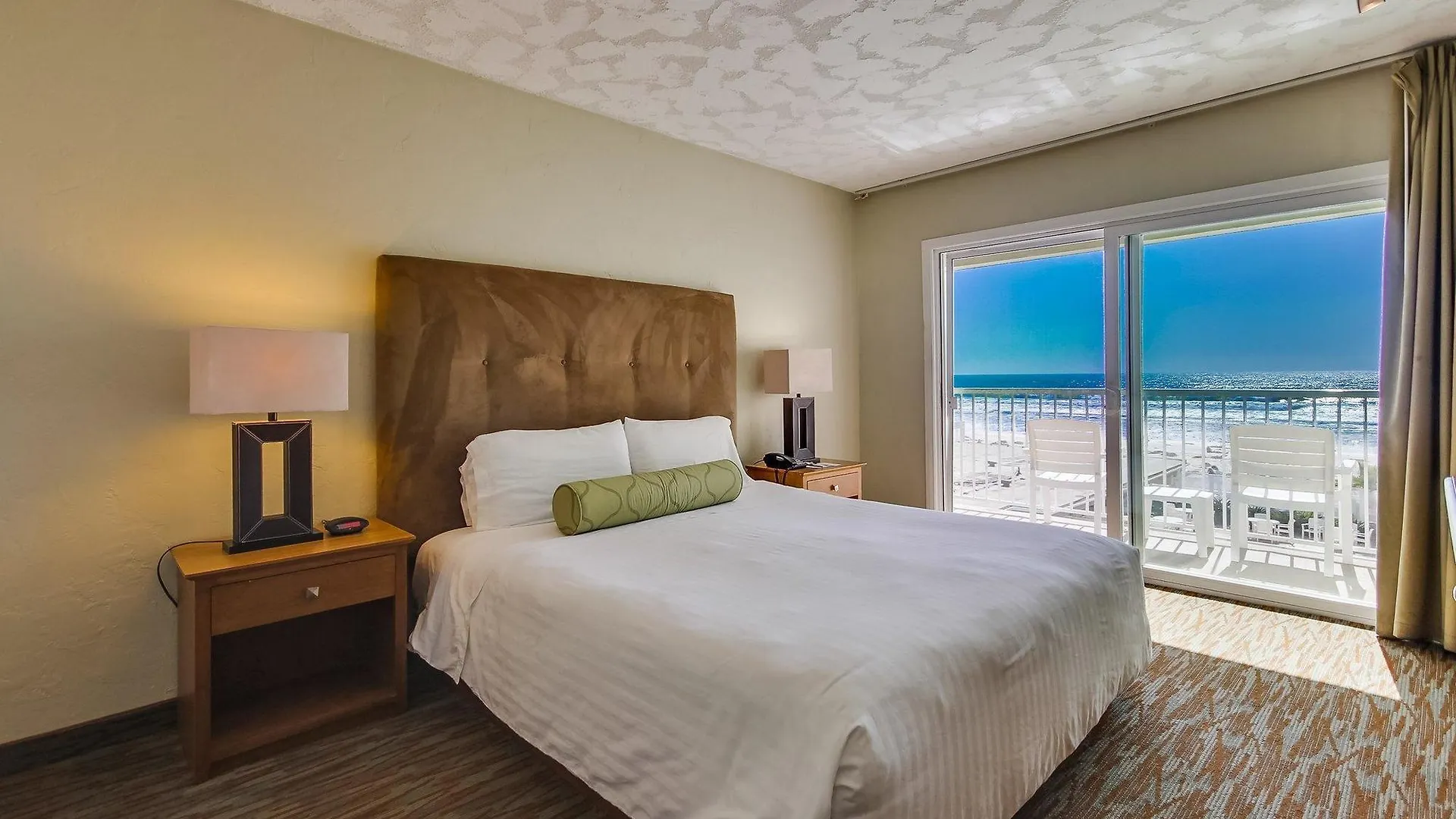 Surfer Hotel San Diego