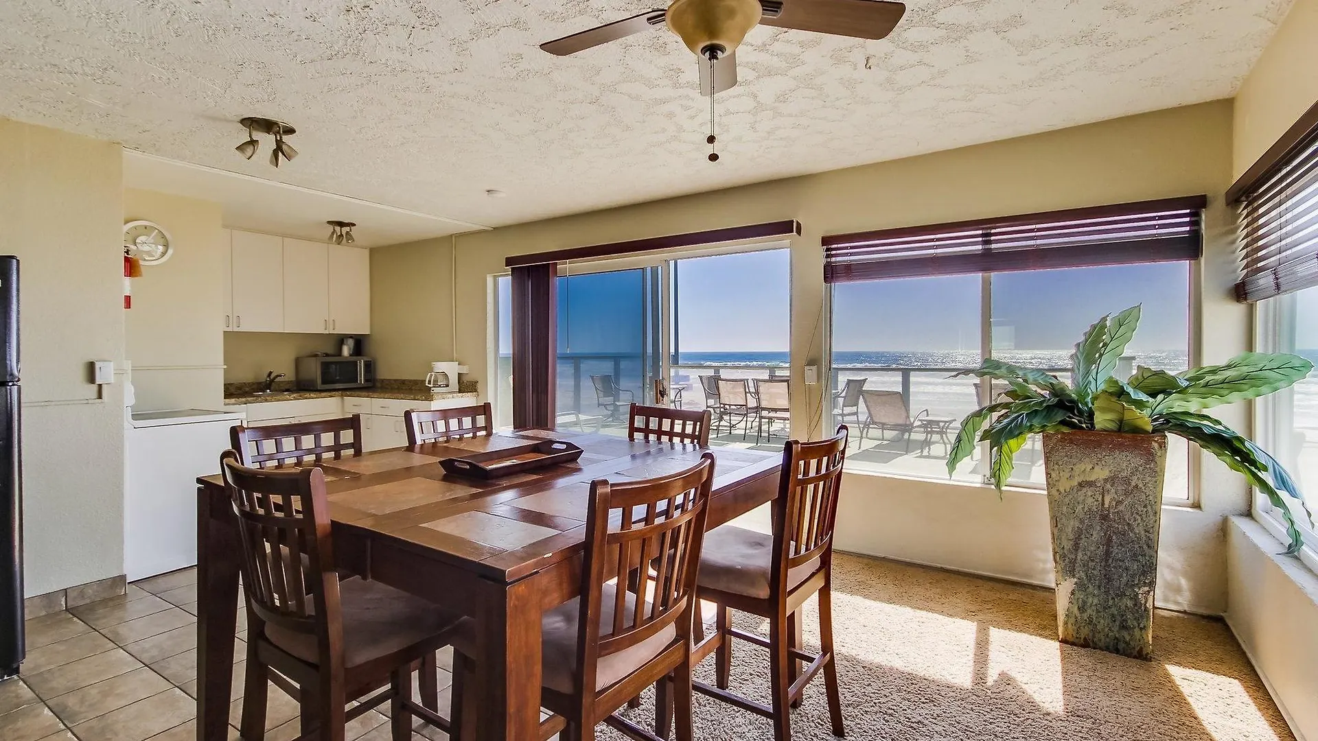 Surfer Hotel 3*