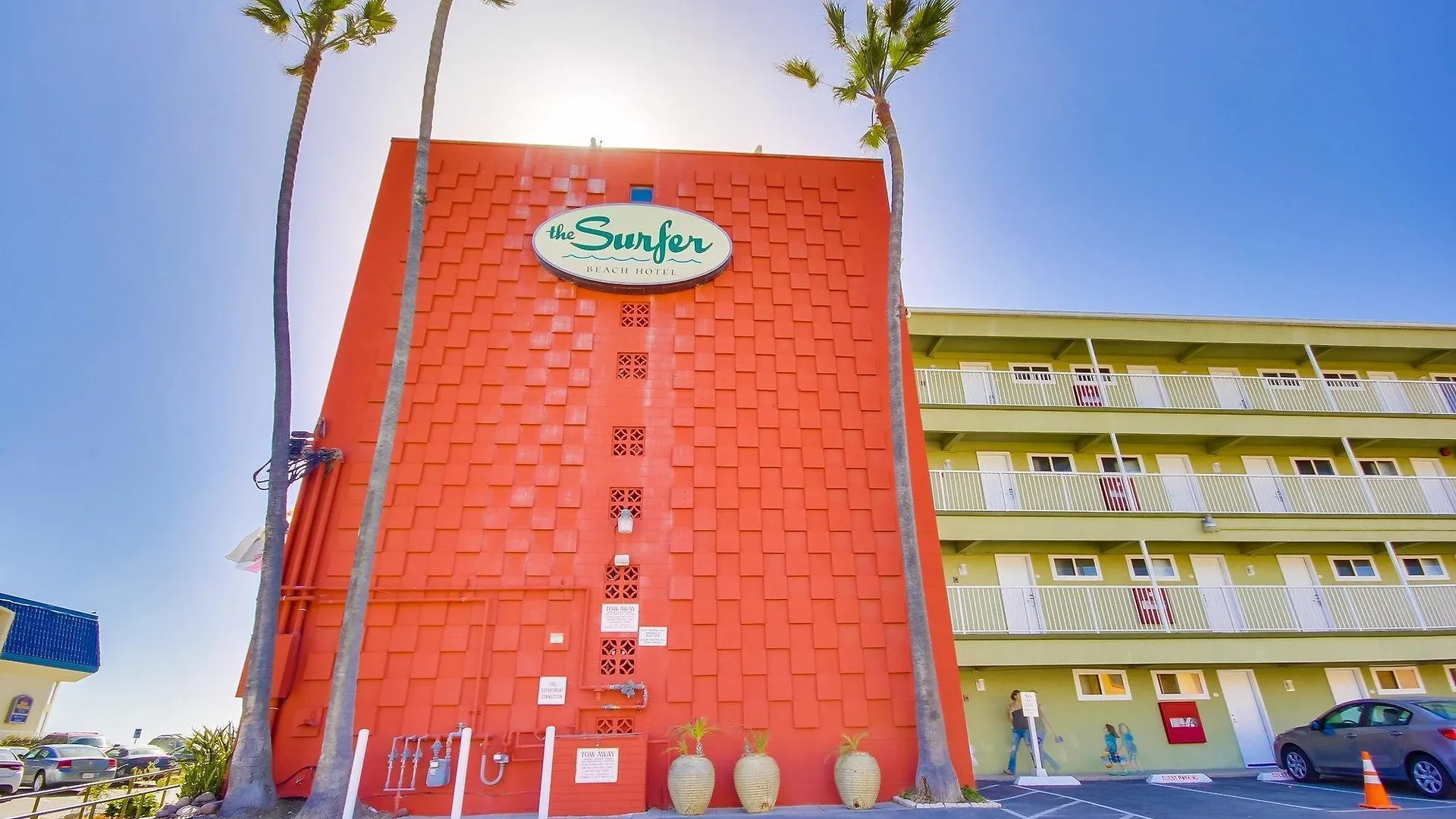 Surfer Hotel 3*