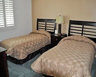 Aparthotel Sand Pebbles 3*