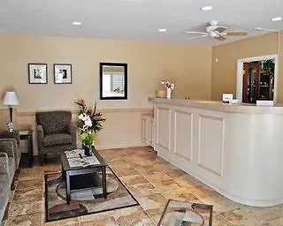 Sand Pebbles Aparthotel