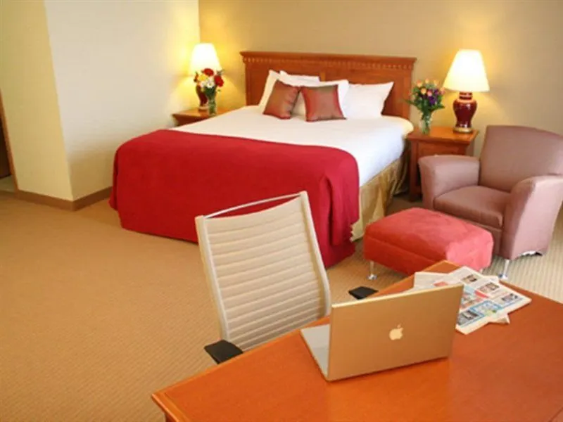 Best Western Plus Bayside Szálloda 3*