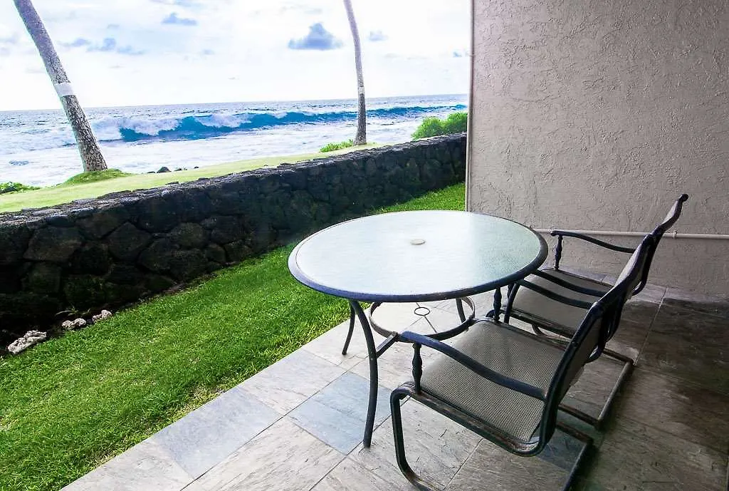 Kona Reef Hotel