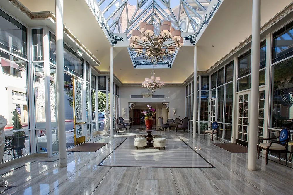 Hotel Horton Grand