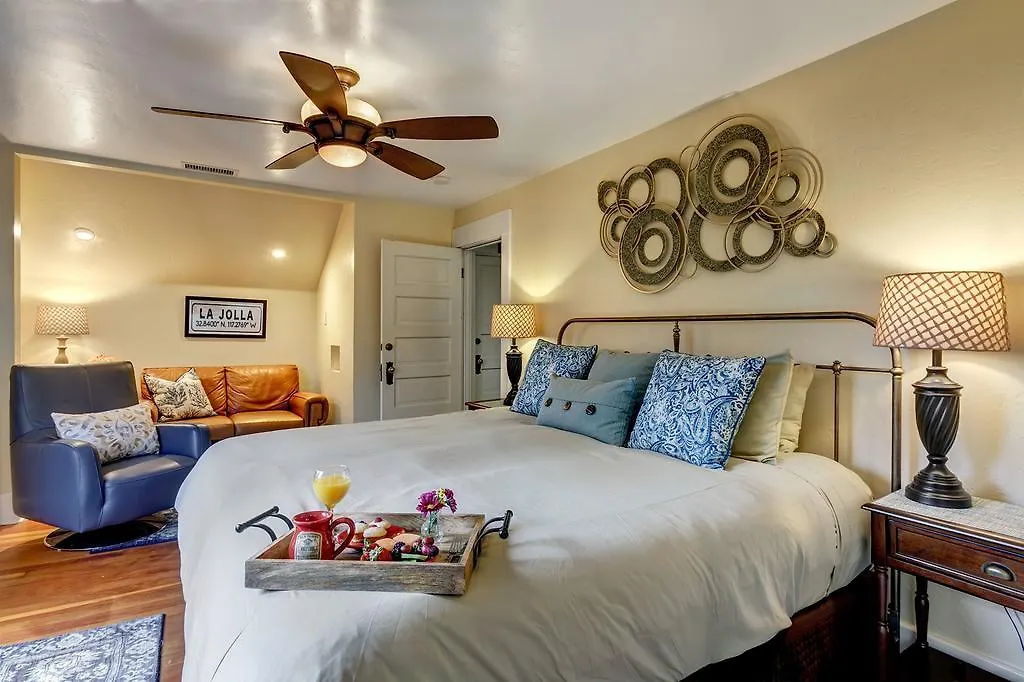Hillcrest House Мини-отель 3*