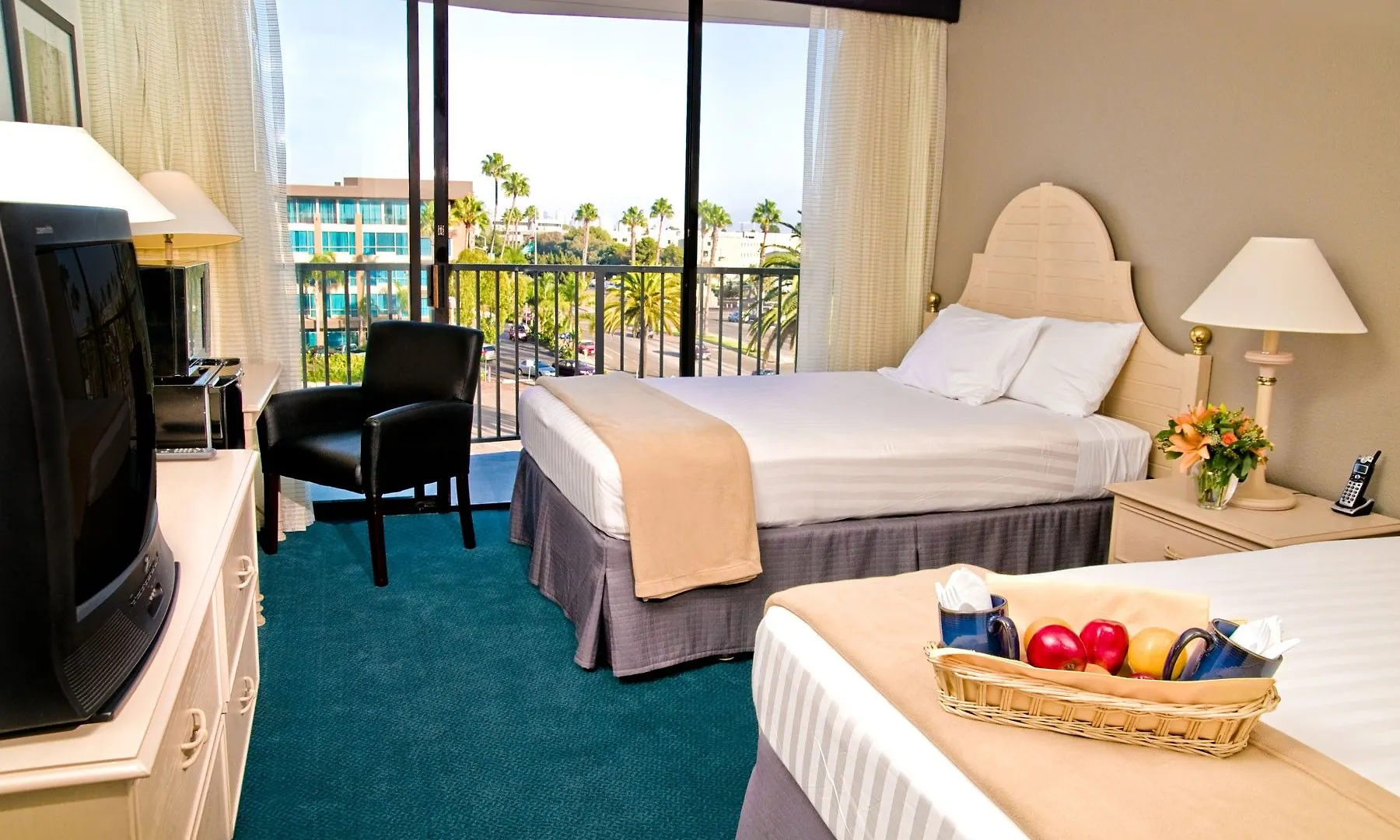 Hotel Western Yacht Harbor 3*