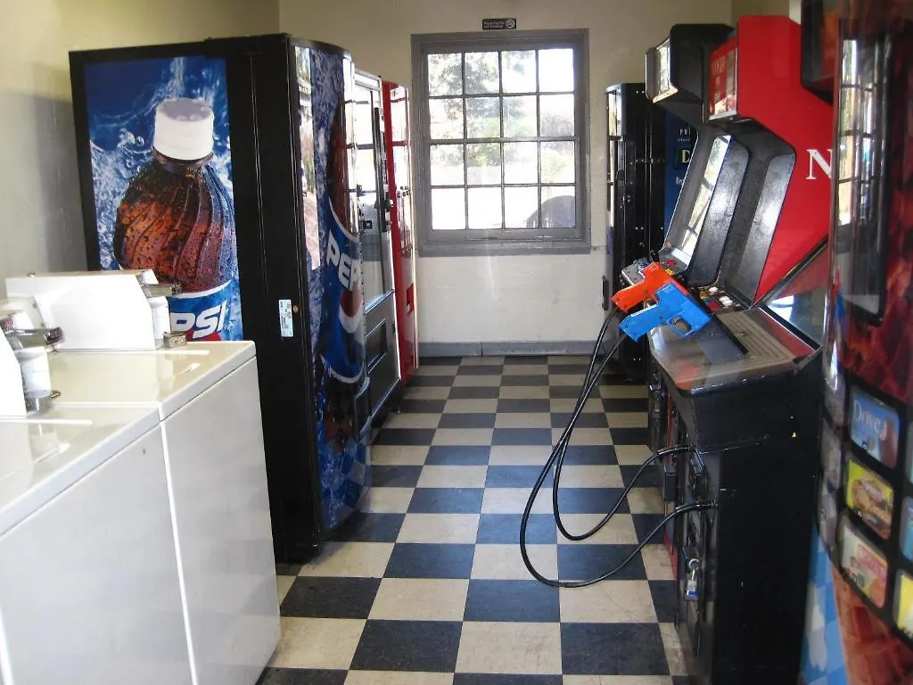 Ez 8 Old Town Motel 2*