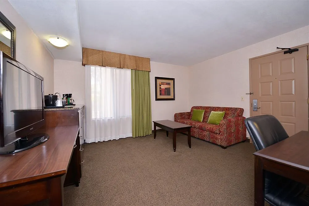 Homewood By Hilton Hotell 3*