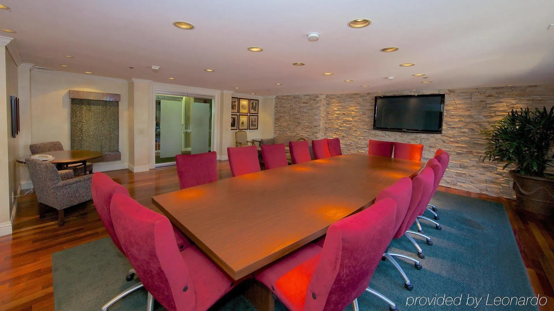 Hampton By Hilton - Kearny Mesa מלון