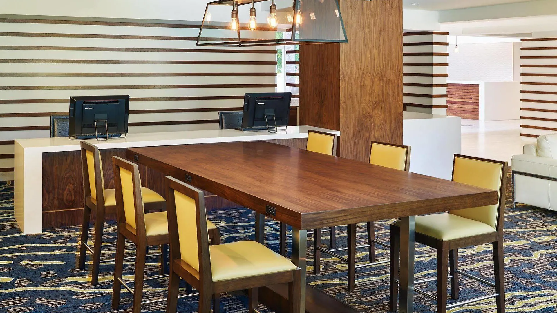 Karlan - A Doubletree By Hilton 4*