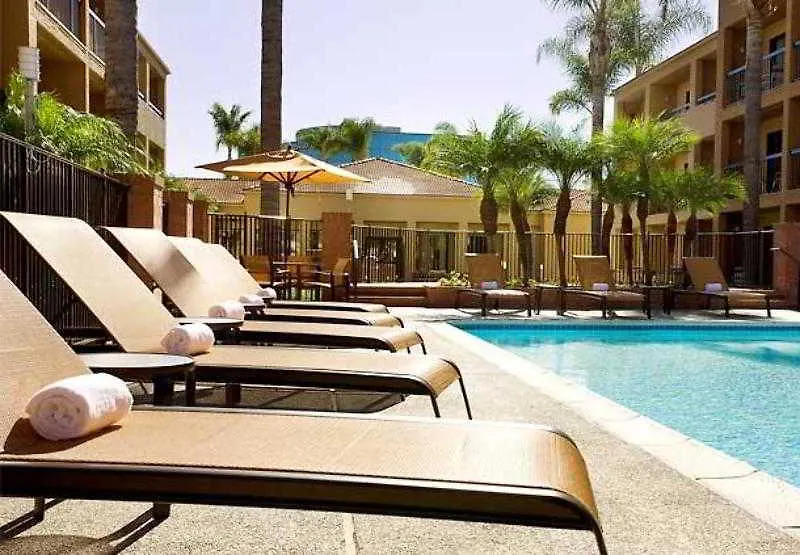 Courtyard By Marriott Sorrento Valley 3*