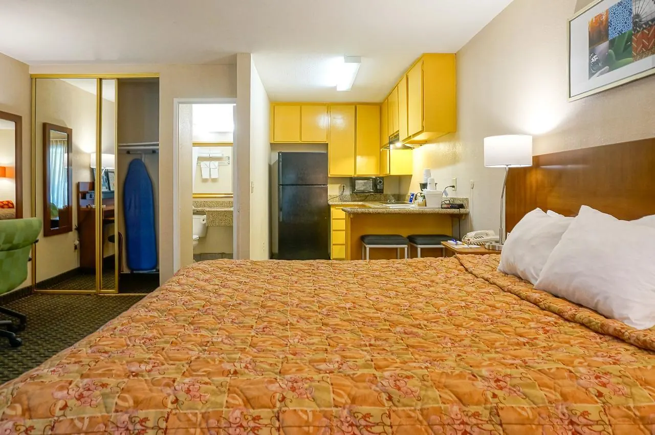 Days By Wyndham Mission Valley-sdsu Hotel San Diego