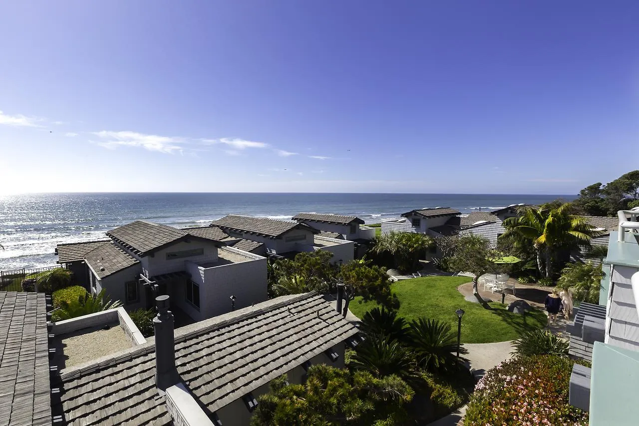 Wave Crest Aparthotel 3*