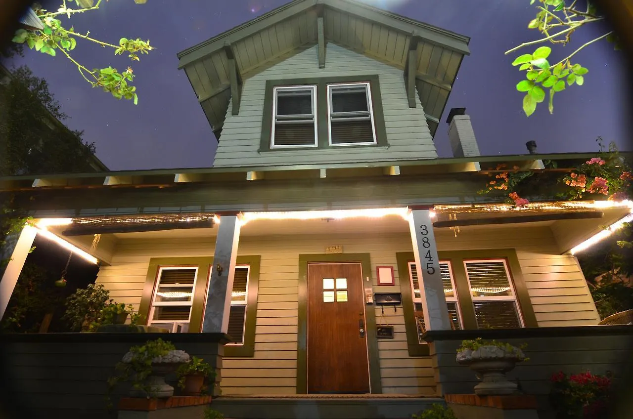 Hillcrest House 3* Сан-Диего