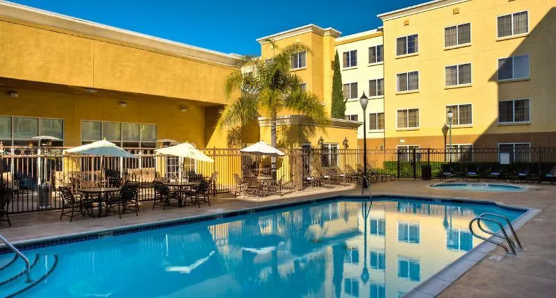 Mission Valley Hotell 3*
