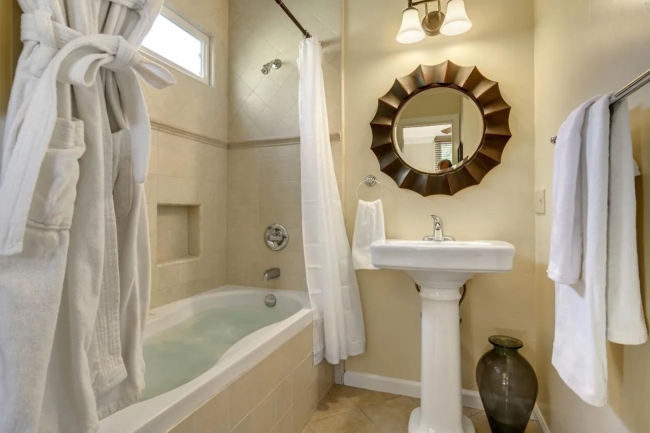 Hillcrest House Bed & Breakfast 3* San Diego