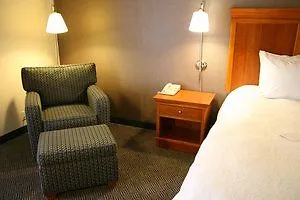 Hotel Springhill By Marriott Mission Valley 3*