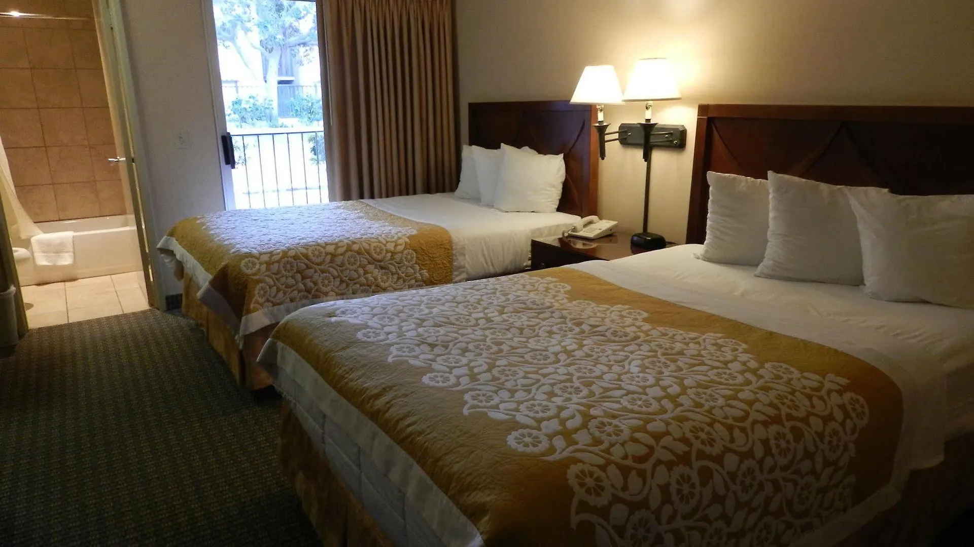 Hotel Presidio 2*