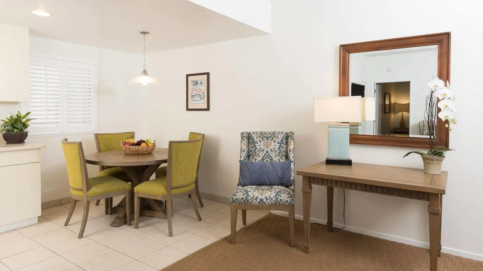 La Jolla & Tennis Club 4*
