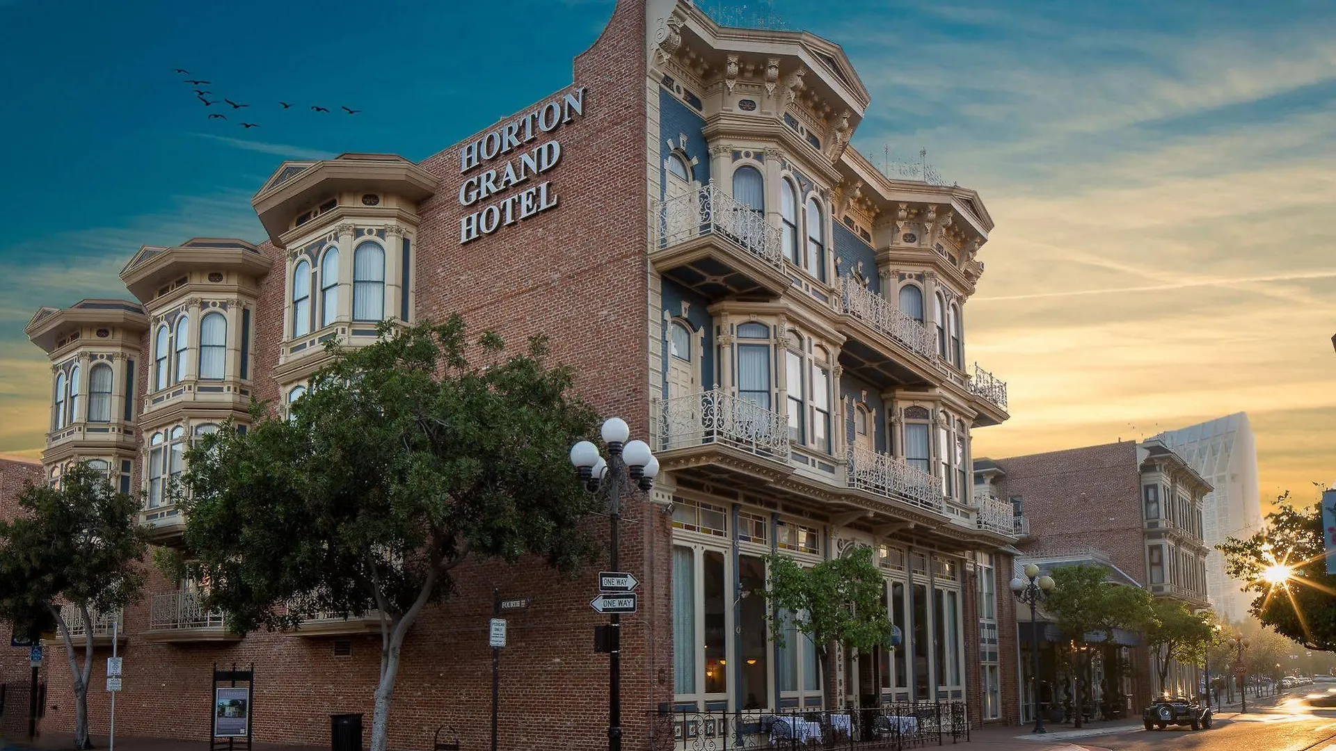 Hotel Horton Grand San Diego