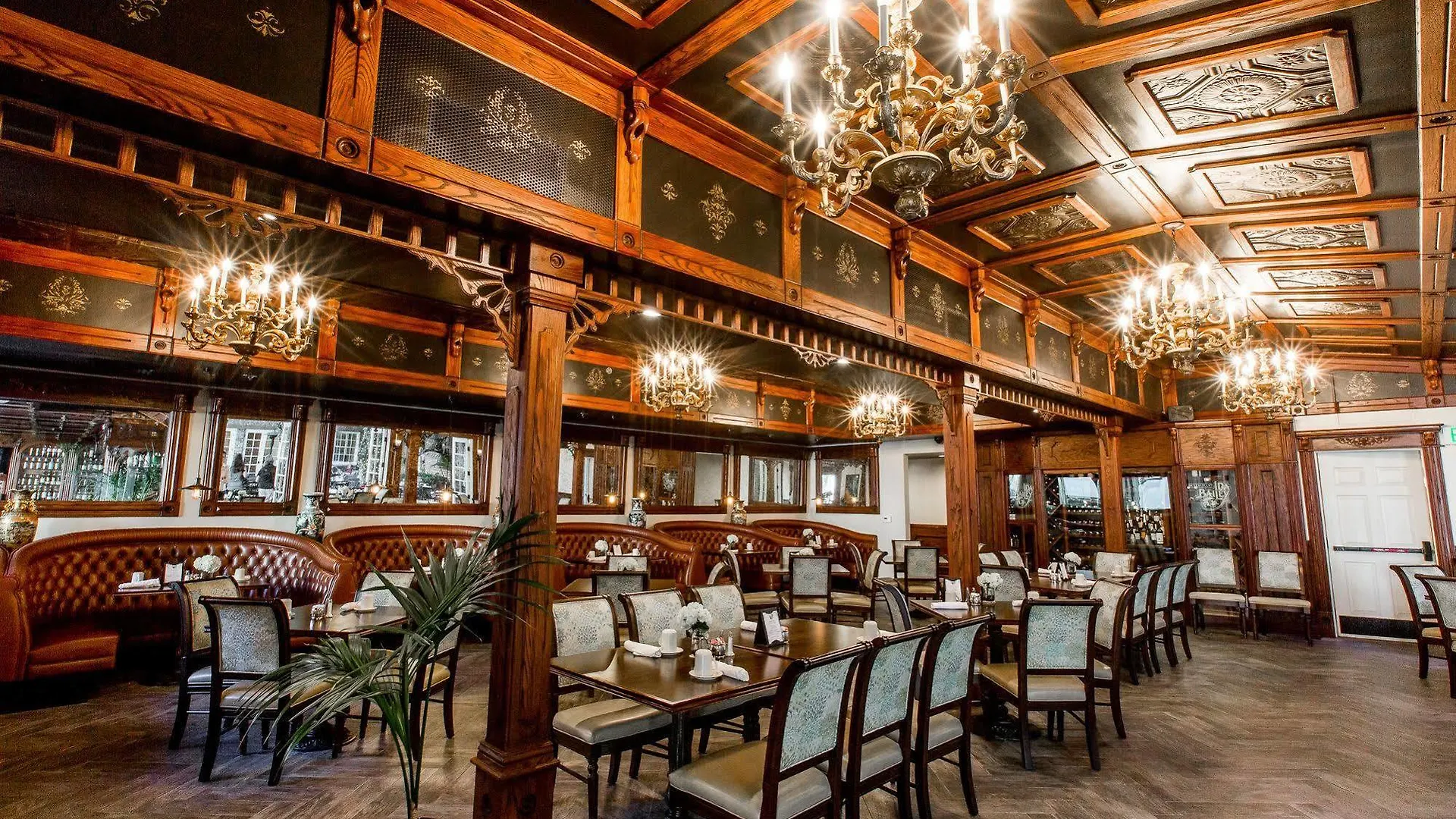 Hotel Horton Grand 4*