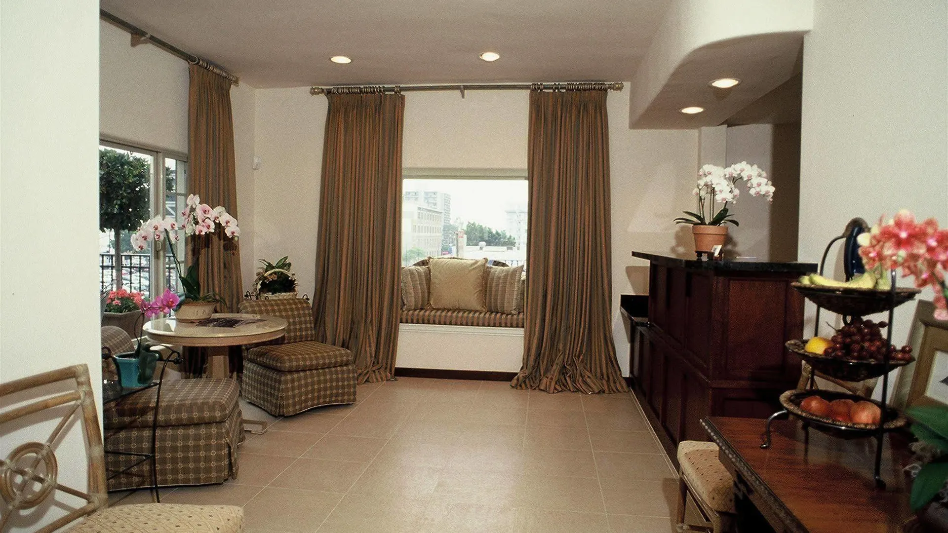 Best Western Downtown 3*