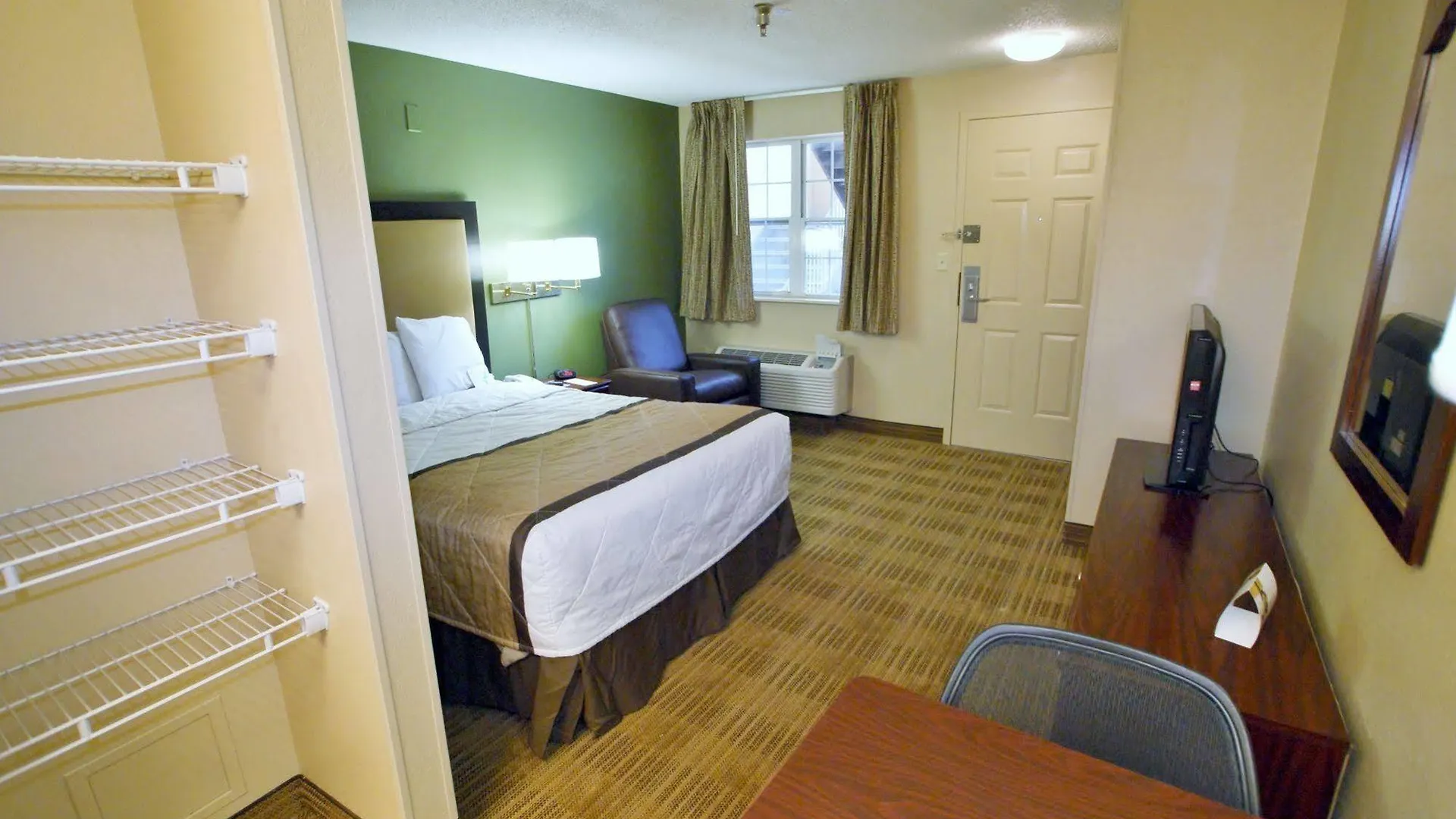 Hotel Extended America - - Fashion Valley 2*