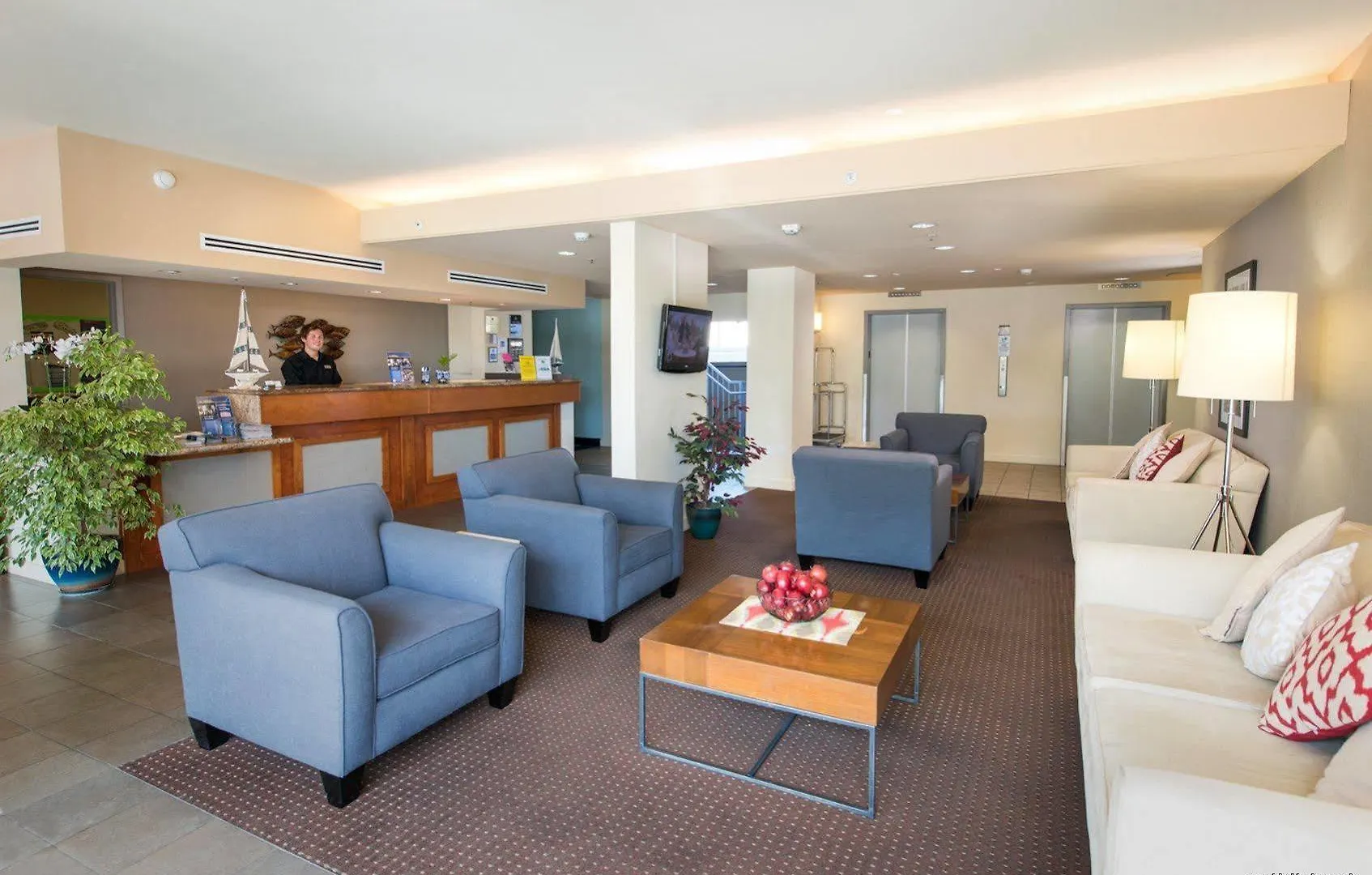 Western Yacht Harbor Hotel 3*