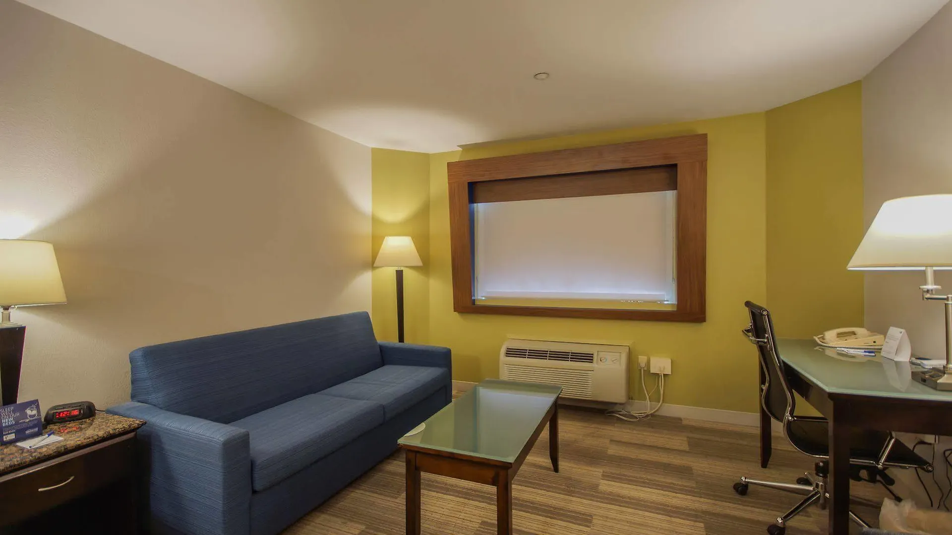 Hotel Holiday Express Mira Mesa By Ihg 2*