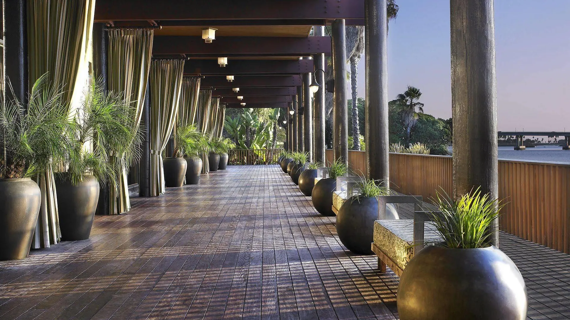 Ośrodek wypoczynkowy Paradise Point & Spa 4*
